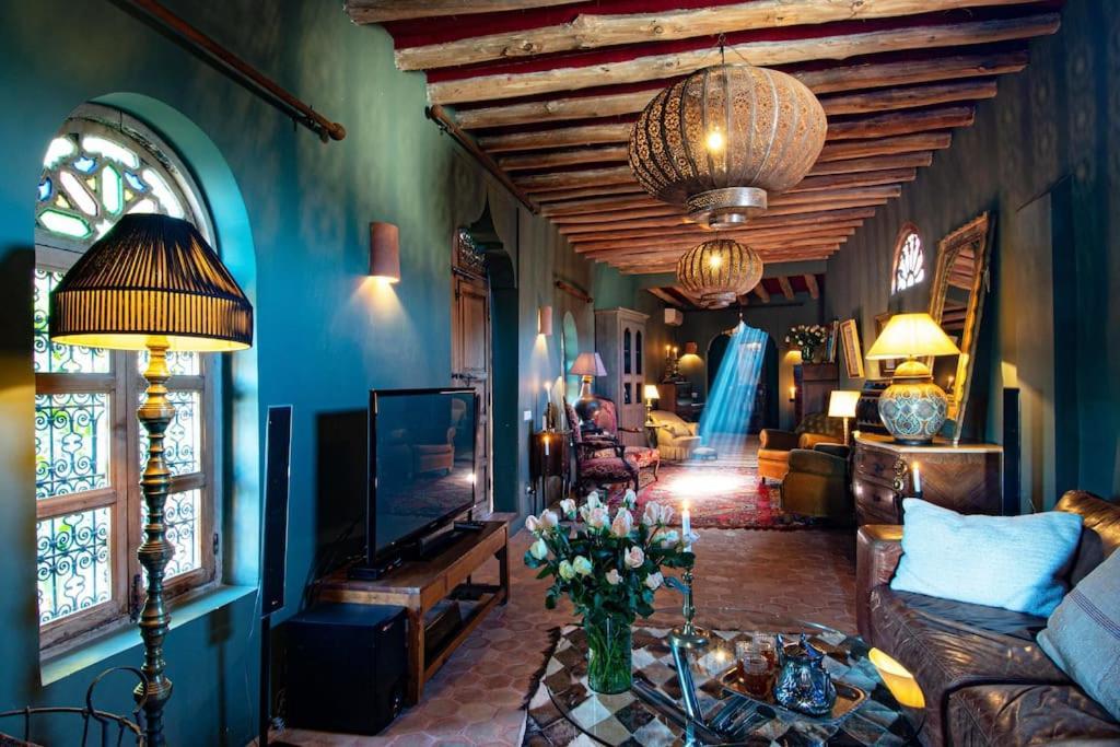 Aux Portes De Marrakech Villa Arts & Deco Avec Piscine Marrakesh Luaran gambar
